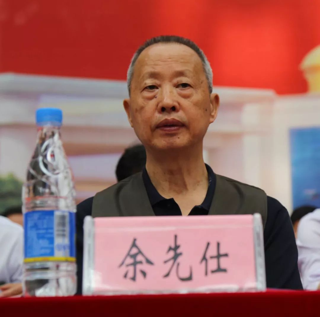 江西航空公司总经理张志忠出席 南昌理工学院 建校20周年纪念大会