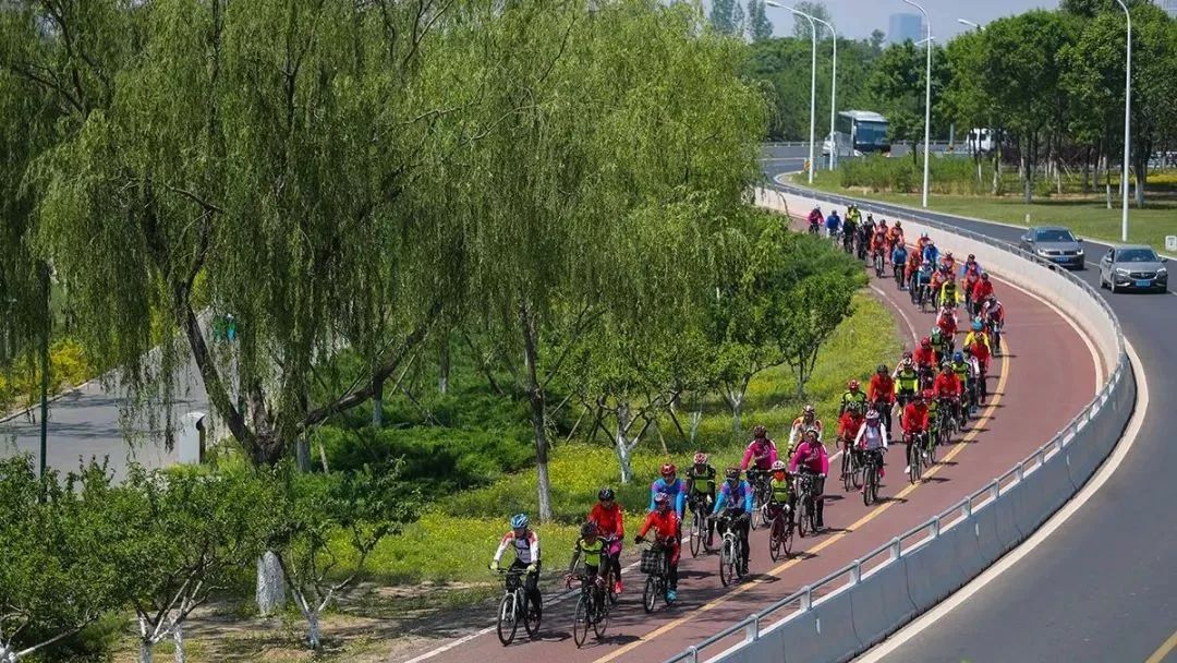 今年,通州在建的有潞城中路綠道,壁富路綠道,小中河綠道,中壩河綠道