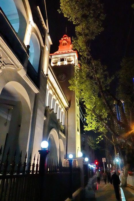 夜景迷人的武汉优秀历史建筑 原德租界工部局巡捕房旧址 _汉口