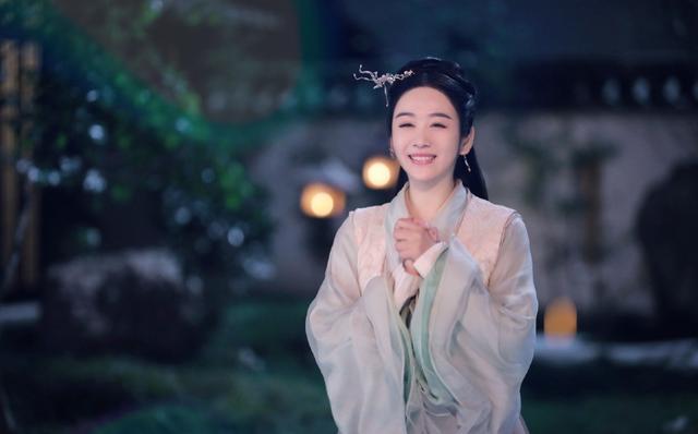 比起容乐这样有计谋的公主以外,剧中的昭芸郡主就