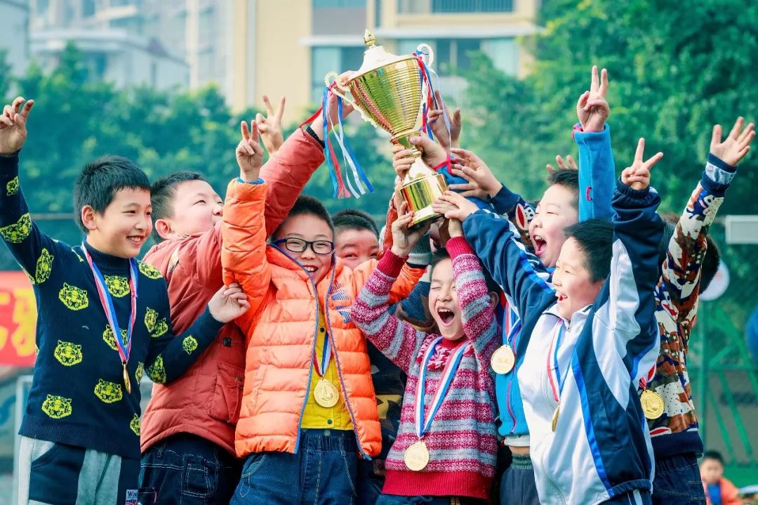 眉山11幅教师艺术作品获奖!