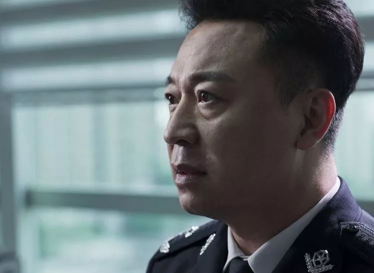 而张晞临饰演的东山市公安局副局长马云波在剧中则是李维民的徒弟