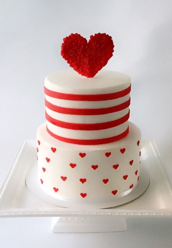 蛋糕浪漫开启手工打造的爱心散发着爱的诚意时刻以甜蜜传递告白的