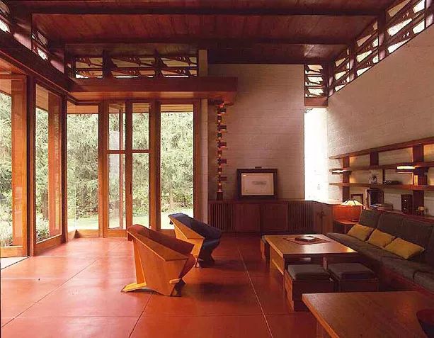 "丰盛即美"——赖特的室内设计与装饰艺术