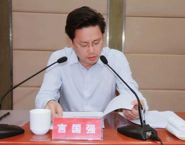 区委副书记,统战部长言国强,宜兴市民宗工作领导小组组长,市委副书记