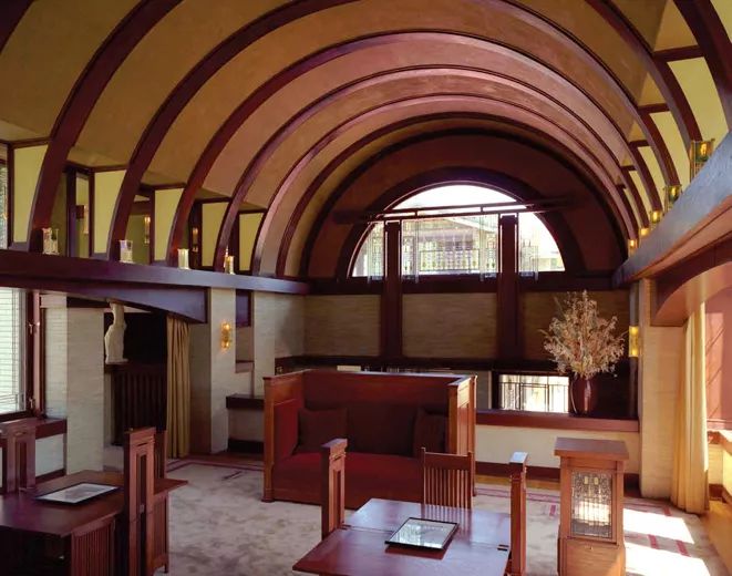 丰盛即美赖特的室内设计与装饰艺术