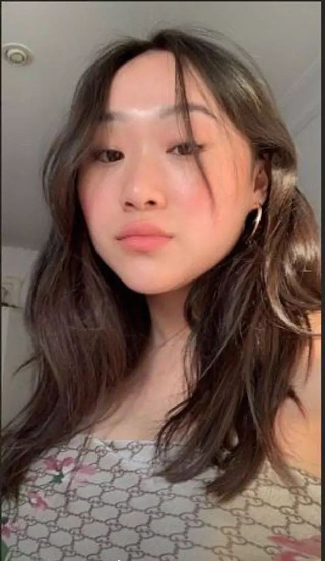 林忆莲李宗盛20岁女儿近照曝光,火辣身材作风大胆,果然接受过西方教育