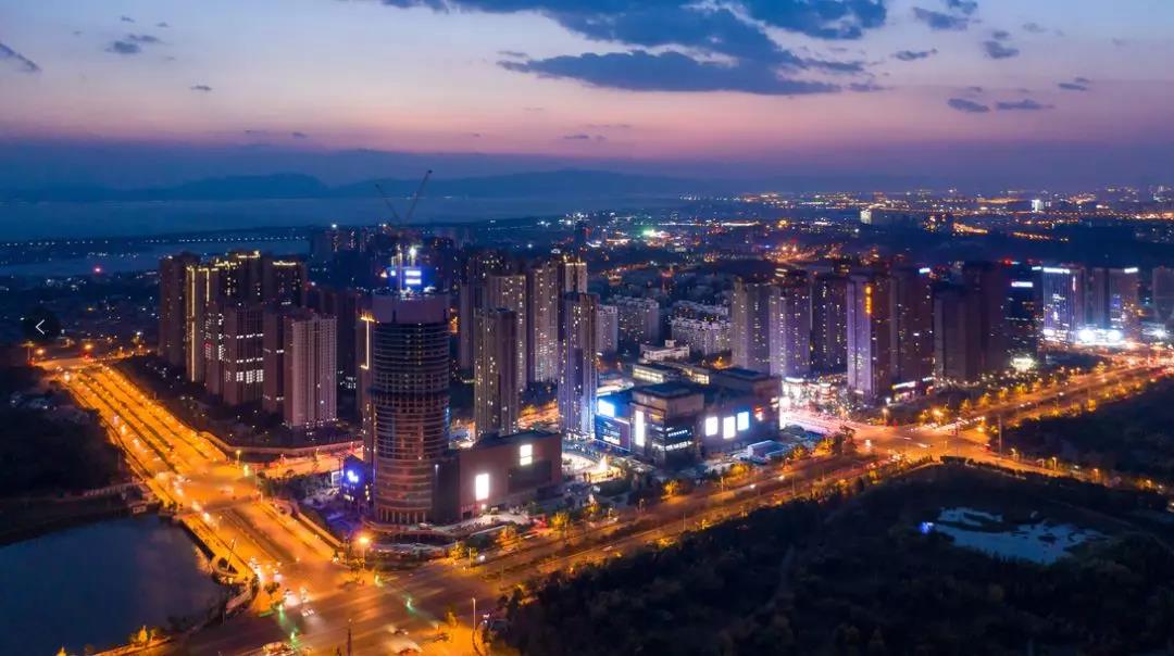 昆明万达城:昆明融创文旅城三大国际品牌签约仪式圆满举行