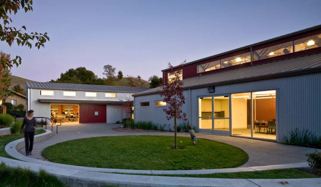 1.the athenian school