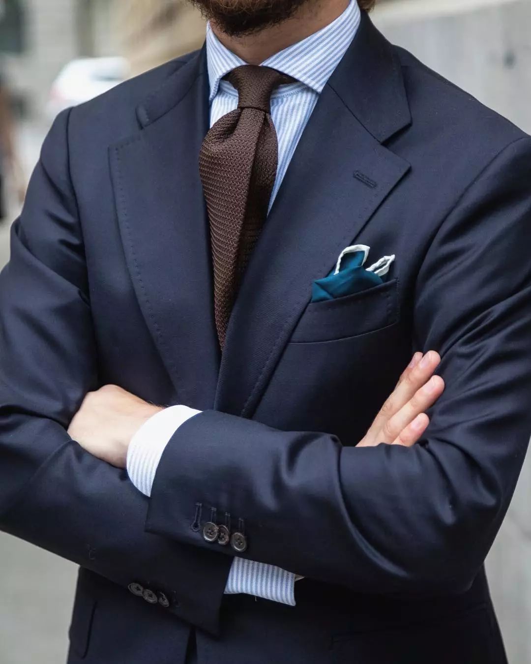 夏季系不系领带?看看 grenadine tie 再说