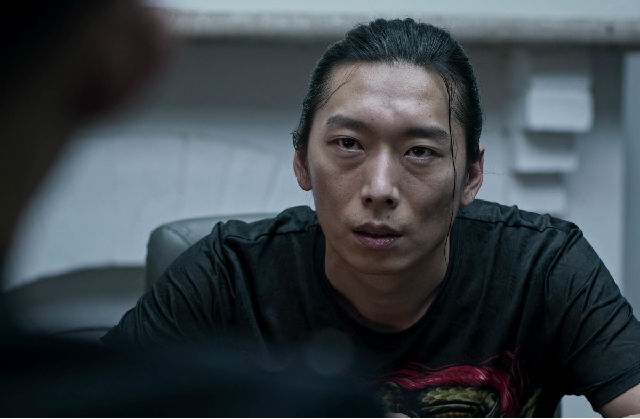 但能用一场戏调动观众情绪,赢得大家的关注和掌声的34线演员就非刘奔