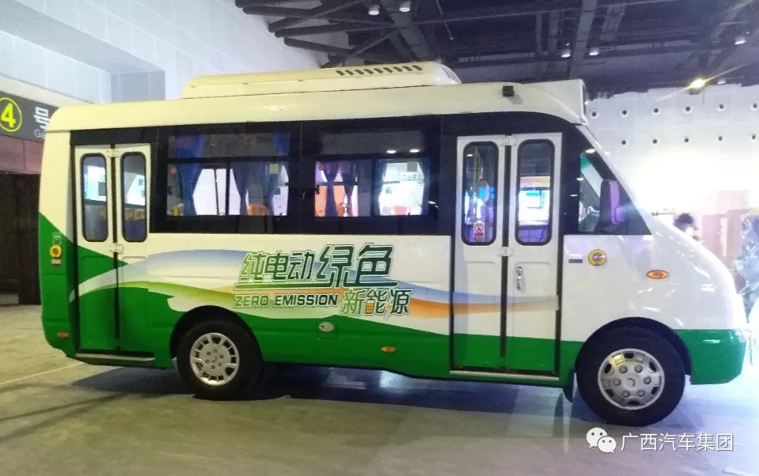 一大波创新科技成果来袭快看有五菱s100纯电动客车