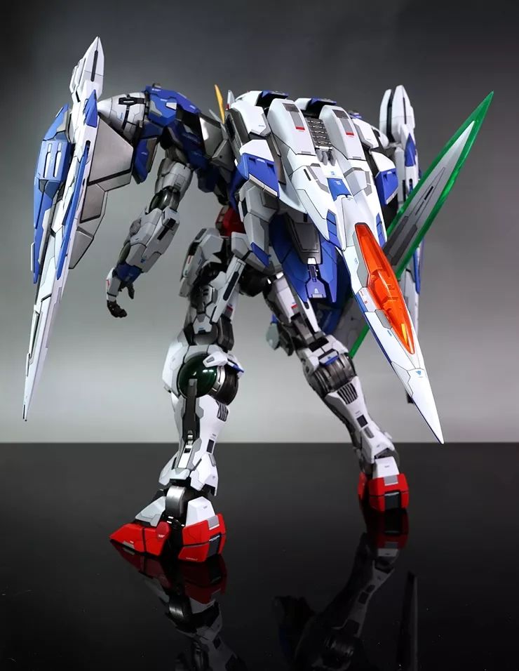 【佳作】我们也很久没有欣赏00r了_raiser