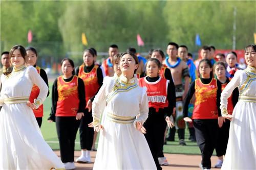 自治区团校内蒙古师范大学青年政治学院第十五届田径运动会隆重举办