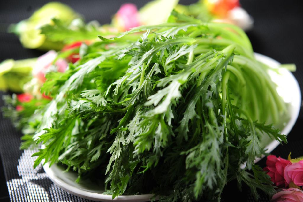 古代只有皇帝菜可以吃的菜,苏东坡和杜甫的最爱,吃火锅必点_茼蒿