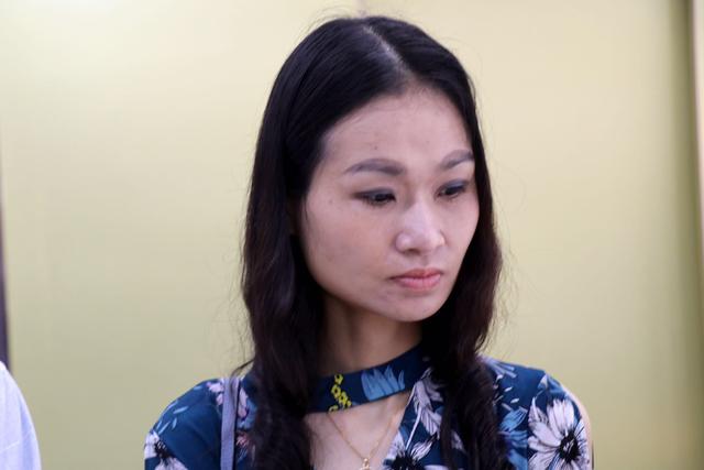 翩若惊鸿神女赋,曲如咏凤广陵篇.