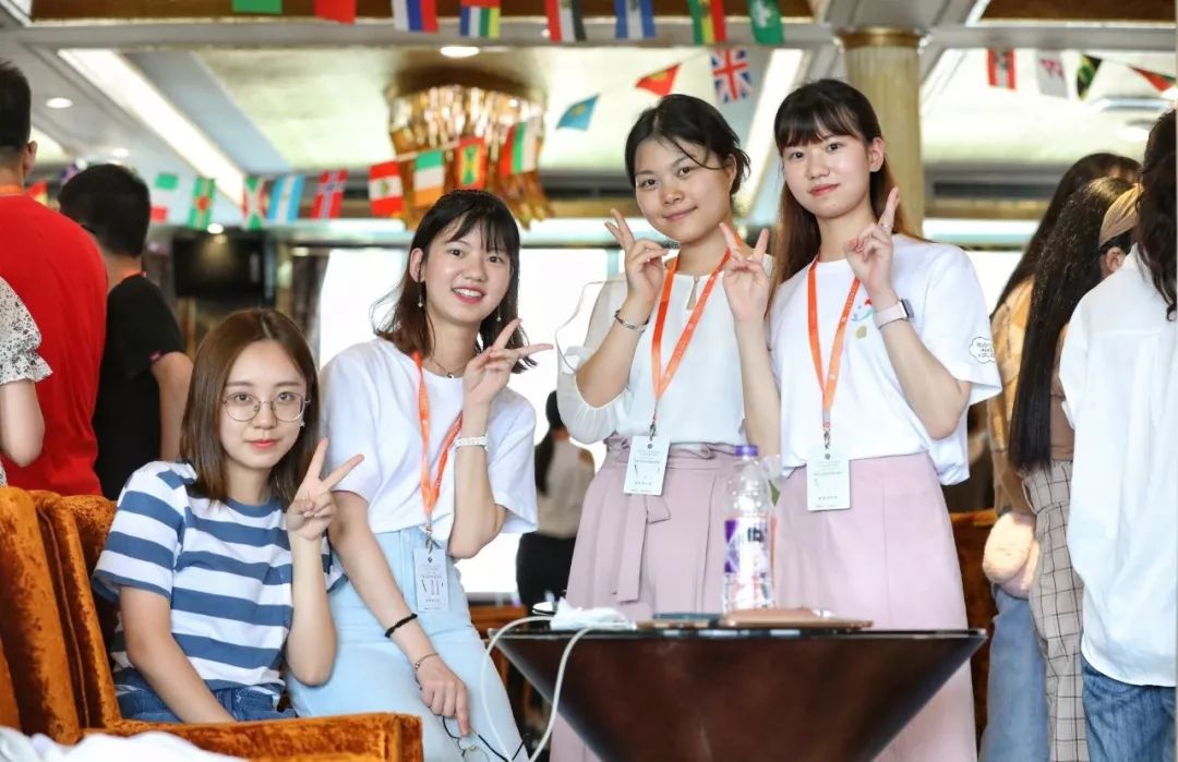 ending /我在丽江,西安,长江三峡……等着你,欢迎各