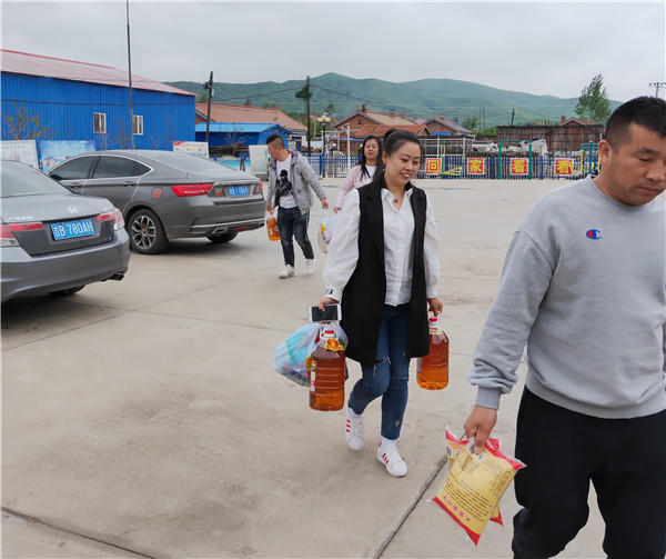 吉林省舒兰市爱心人士捐款救助困难家庭