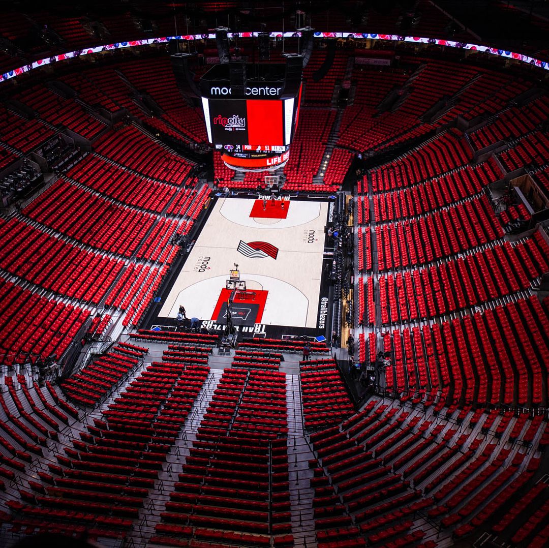 直播:cctv5 腾讯体育地点:波特兰,摩达中心时间:5月21日,9:00对阵