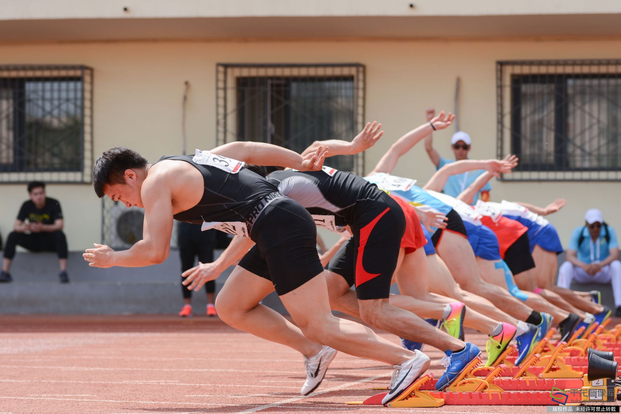 首都高校第57届学生田径运动会精彩瞬间