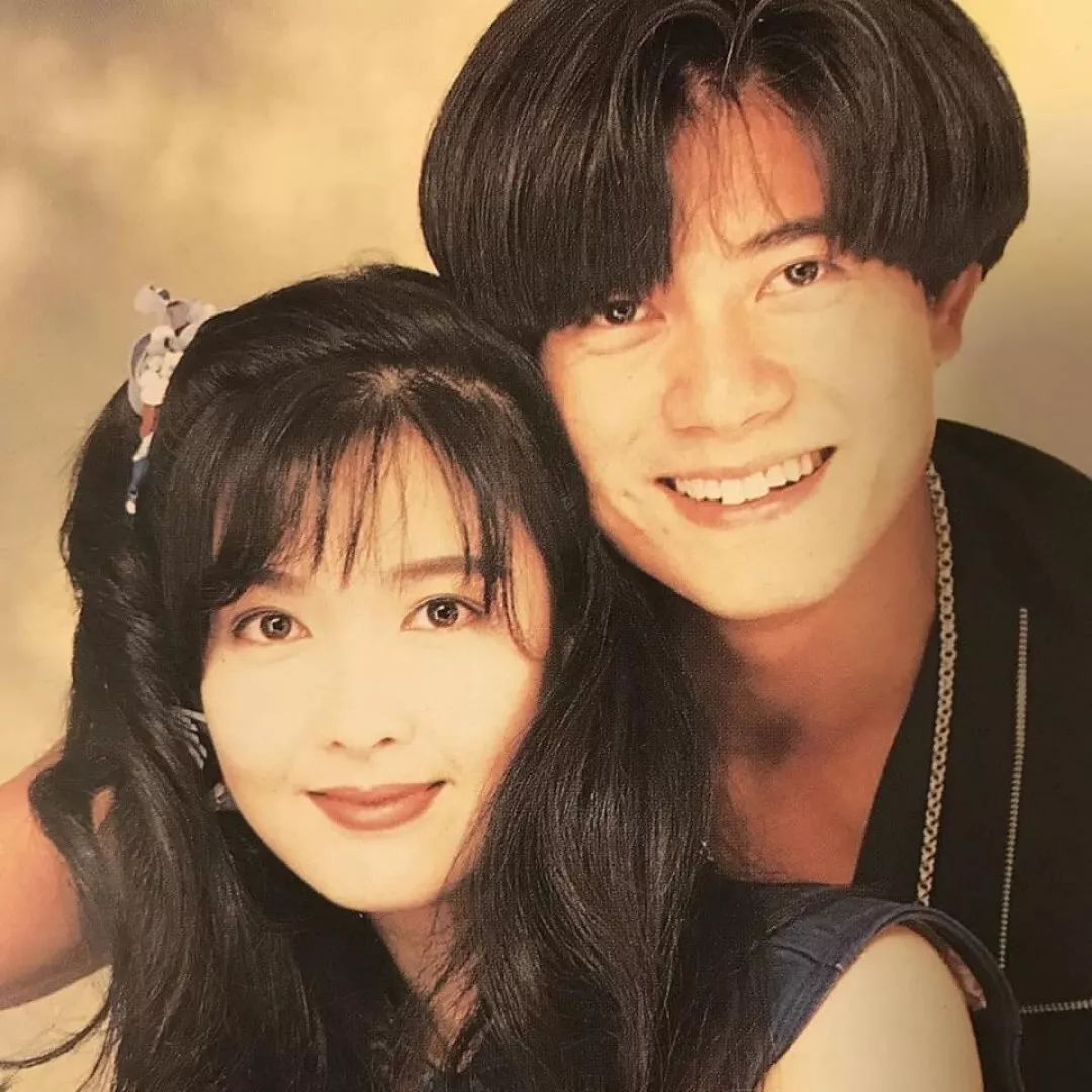 80年代港星旧照被大赞王祖贤靓到爆51岁周慧敏果真玉女掌门人