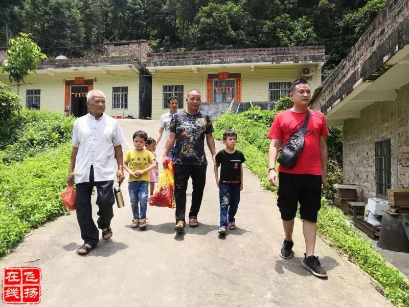 博白文武学校的慈善永远在路上黄凌两阿弟从此有家了