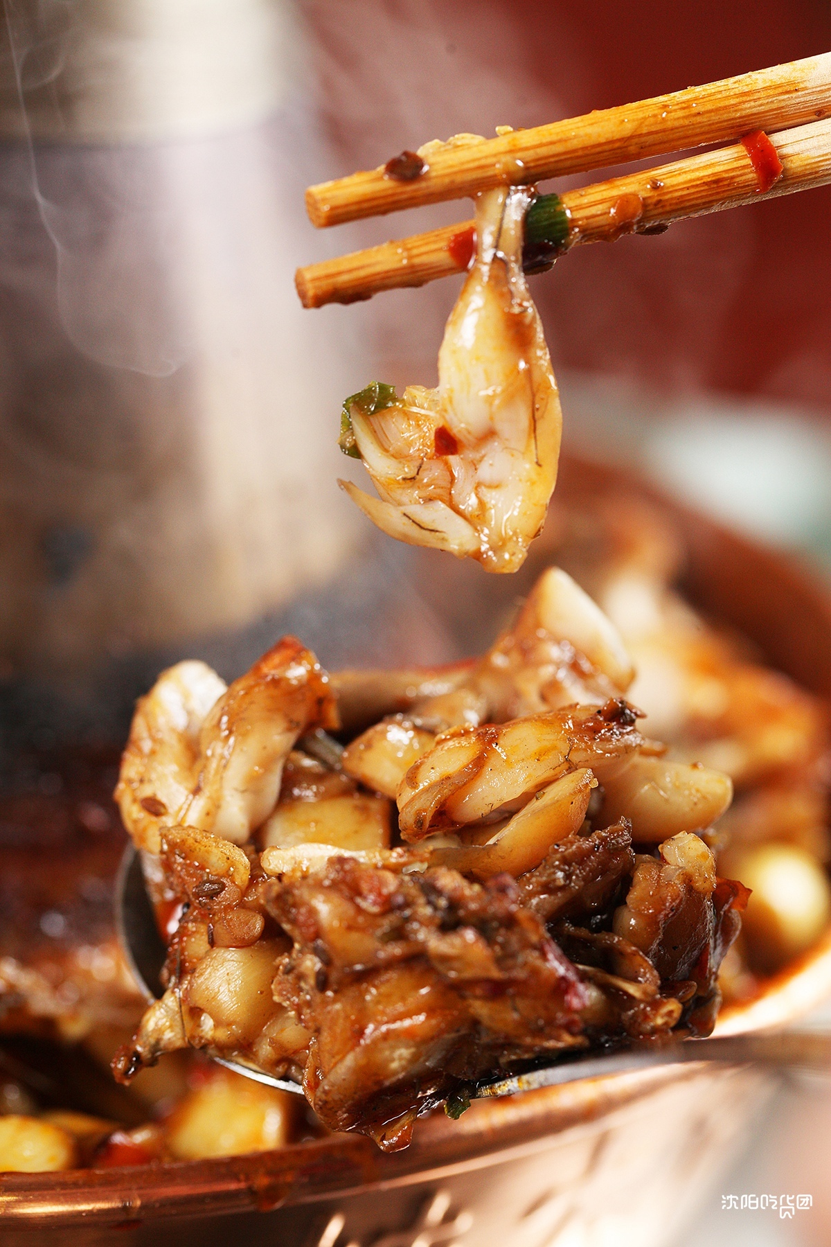 老北京火锅涮出重庆味儿!_牛蛙