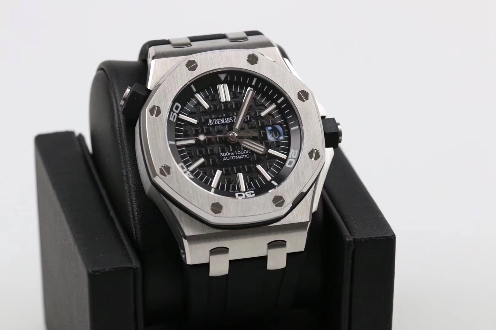 真假对比n厂最新爱彼15703评测