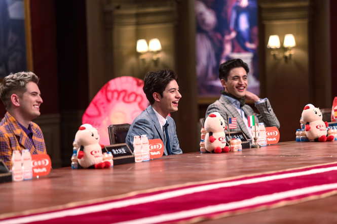 非正式会谈第五季开播杨迪尝试蜥蜴色号自嘲颜值低