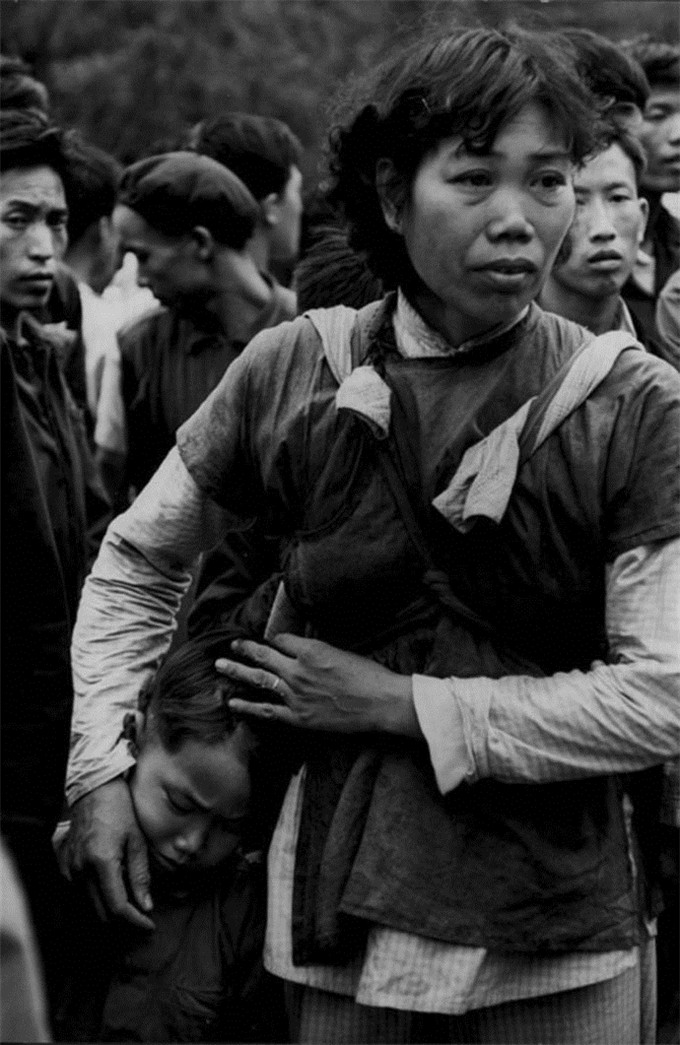 1979年偷渡香港不发绿卡大批内地逃港者被遣返