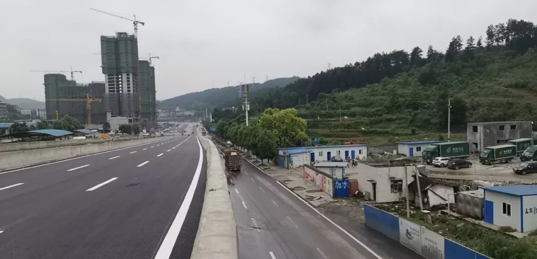 高新快线西段一期道路工程项目通车后将极大缓解新蒲至汇川部分道路的