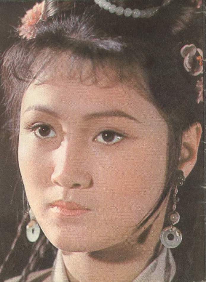 1981老电影《玉碎宫倾》,"最美杨贵妃"林芳兵16岁主演塔娜公主