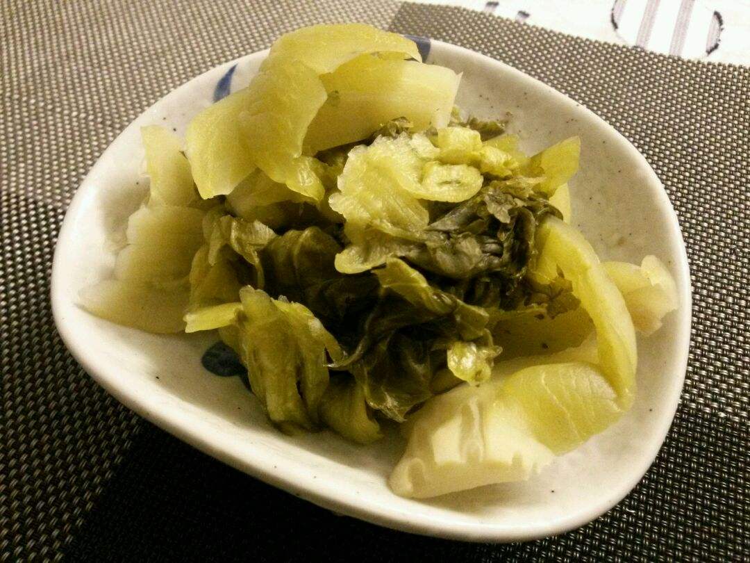 酸菜怎么腌才好吃农村奶奶直接撒盐腌制能酸爽才怪