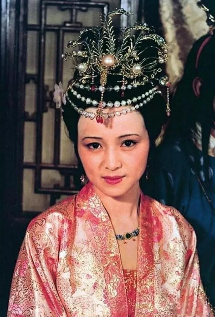红楼梦中金陵十二钗不同的性格不同的人生