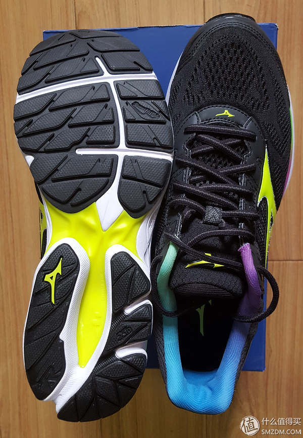 跑步之前,先谈谈我们最爱聊的那些"顶级"跑鞋_rider