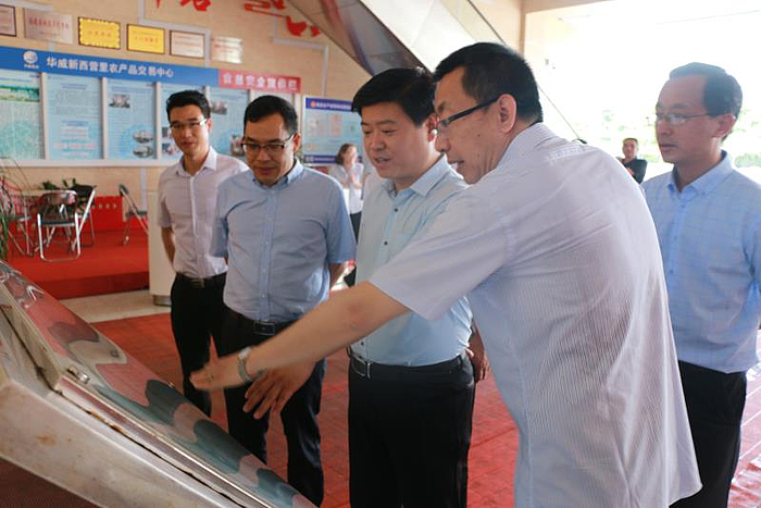 在福州市市委常委,仓山区区委书记蔡战胜的陪同下,李少博副区长带队赴