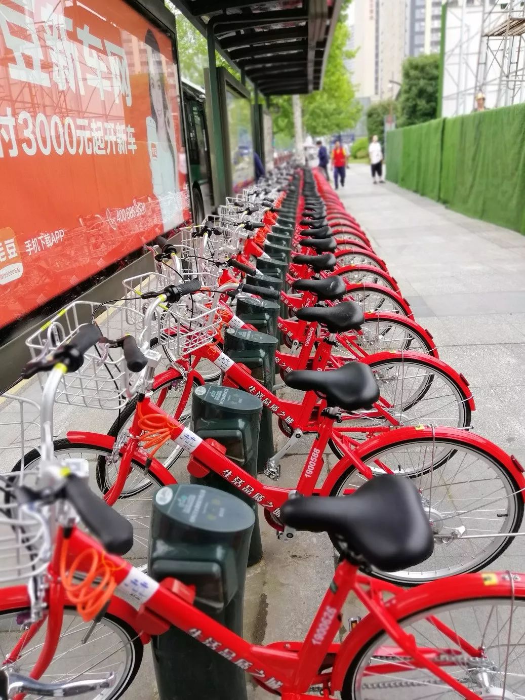 除了加大新车的投用力度外,钱塘新区城管局还要求杭州市公共自行车