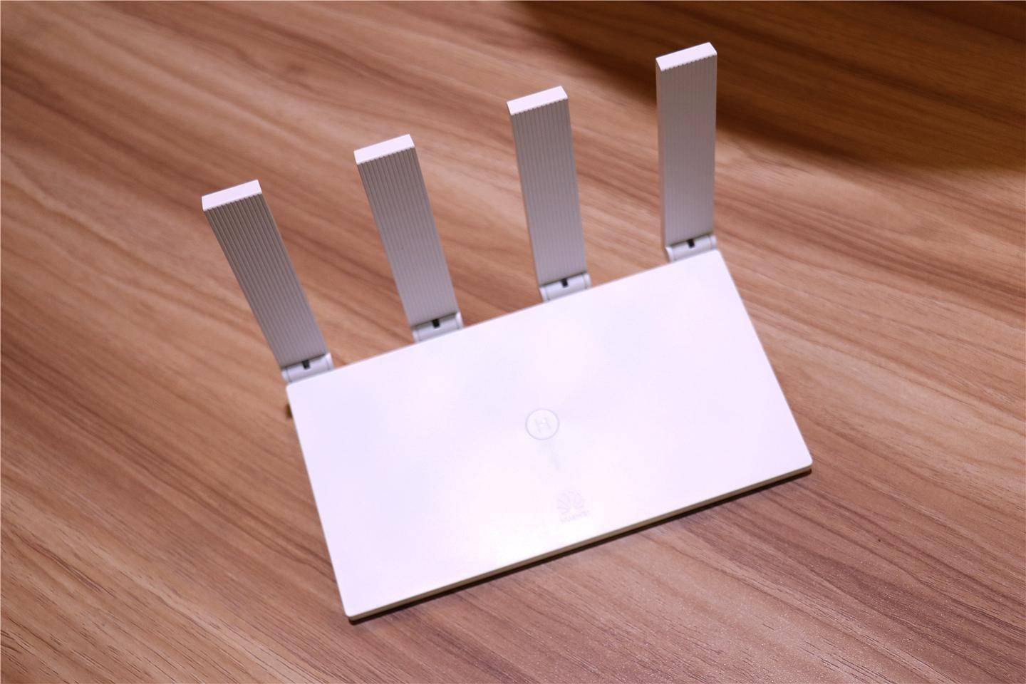 家庭新千兆路由器的最佳选择--华为ws5200增强版