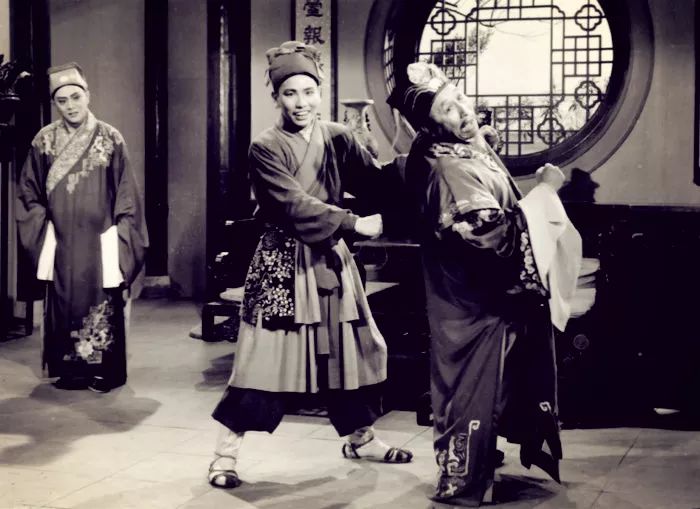 黑白电影葛麻中国第一部楚剧电影