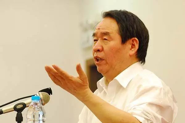 钟书阁徐汇熊月之解析上海人作品分享会上海人与上海城市精神