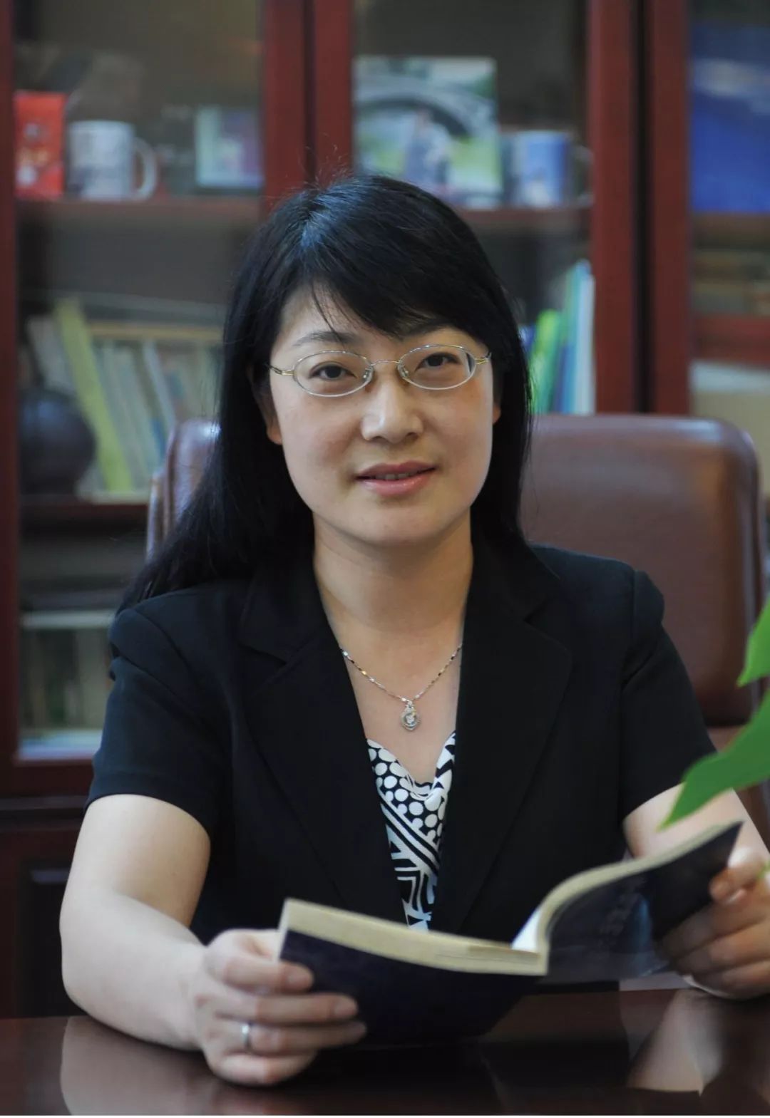 广外附设番禺外国语学校校长徐纯对话校长办高端精品型面向未来的