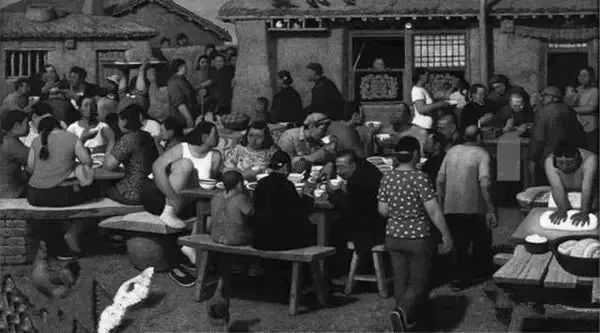70年代吃饭老照片,瞬间刷爆朋友圈!