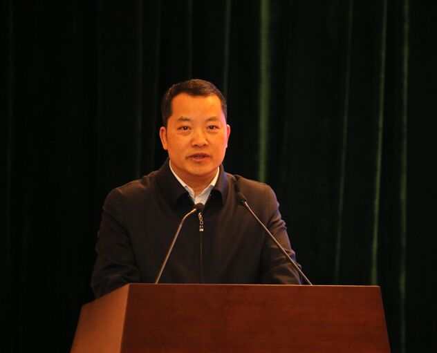 毕节市教育局长:王发礼本次会议参会人员:各县区教育科技局局长,分管