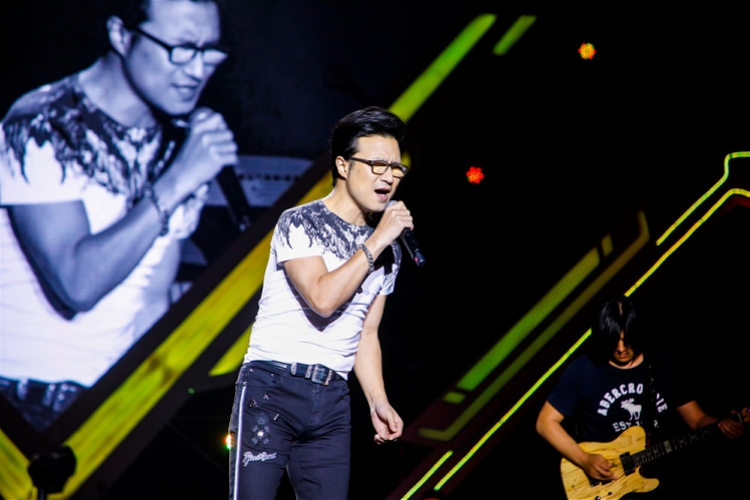 汪峰罕见现身音乐节,首个"5g音乐节"bbf酷燃来袭