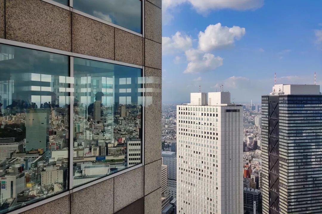 这才是我想给你们看的一加7 pro东京壁纸集!