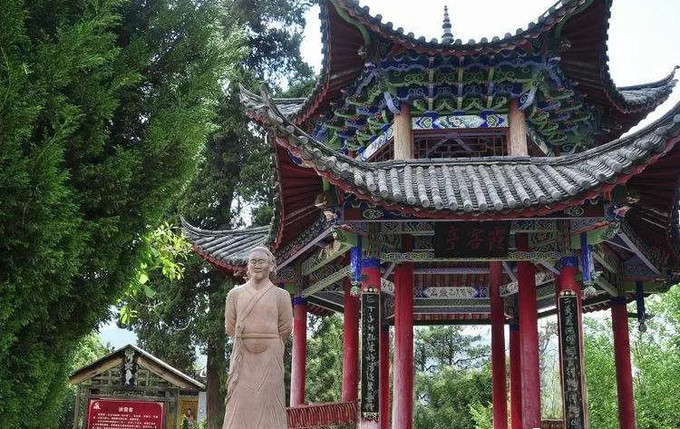 水象分期霞客亭霞客亭因纪念著名旅行家,地理学家,被世人誉为"游圣"徐