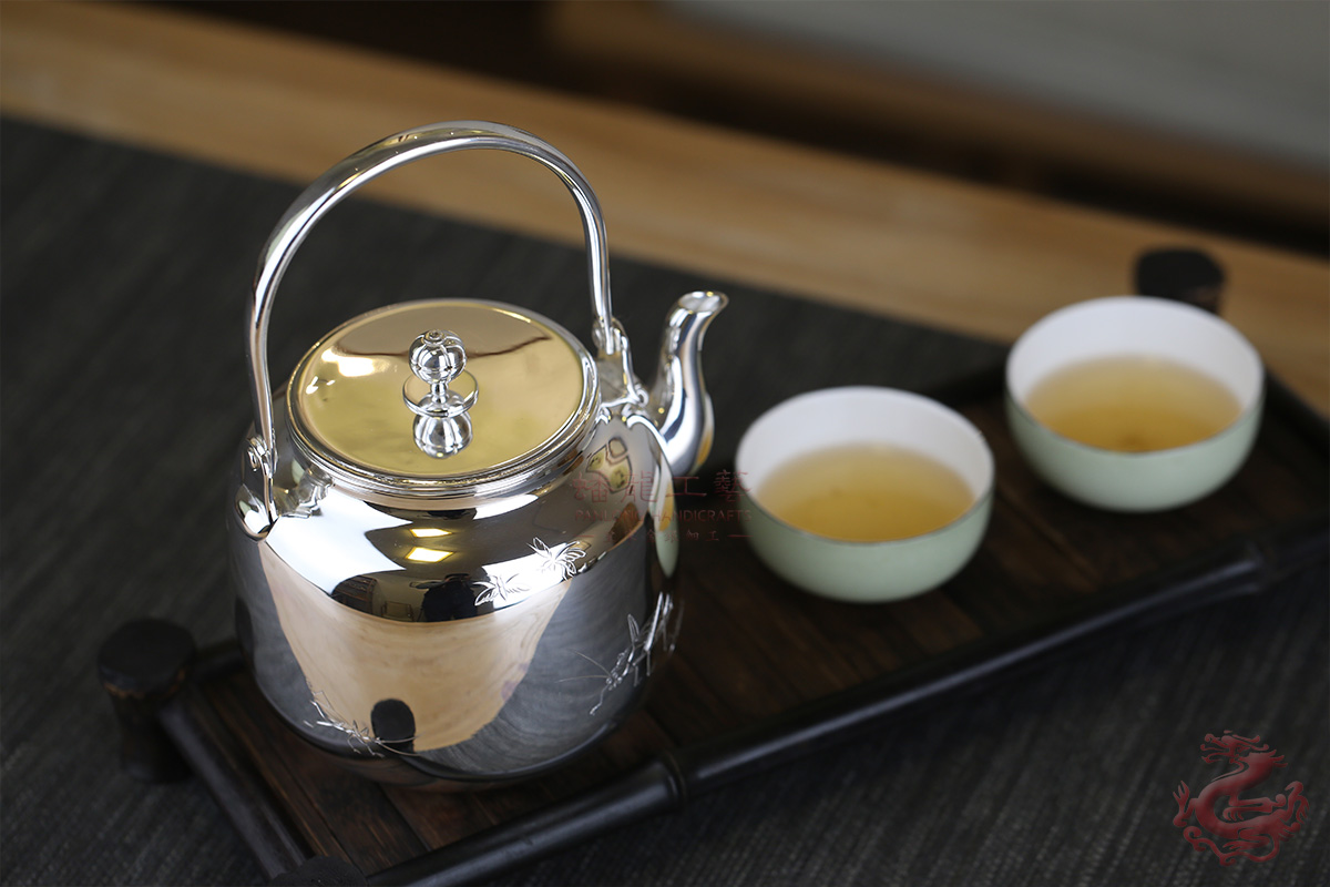 银壶锤纹是怎么敲出来的