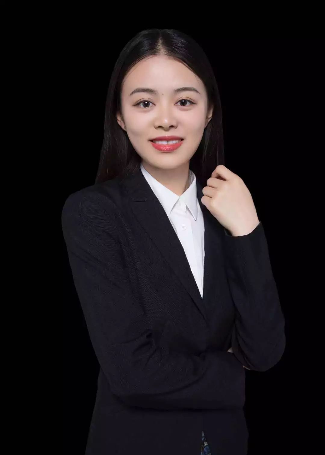 研一学生 鲍雨馨研一学生 及安迪研一学生 何泊满本科四年级 李昊泽