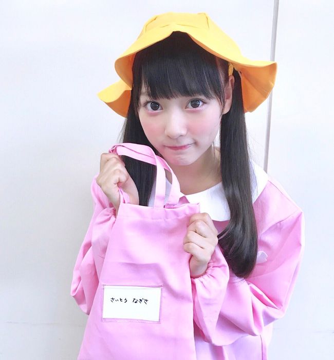 日本15岁超萌小偶像现场示范如何套路粉丝网友这根本顶不住