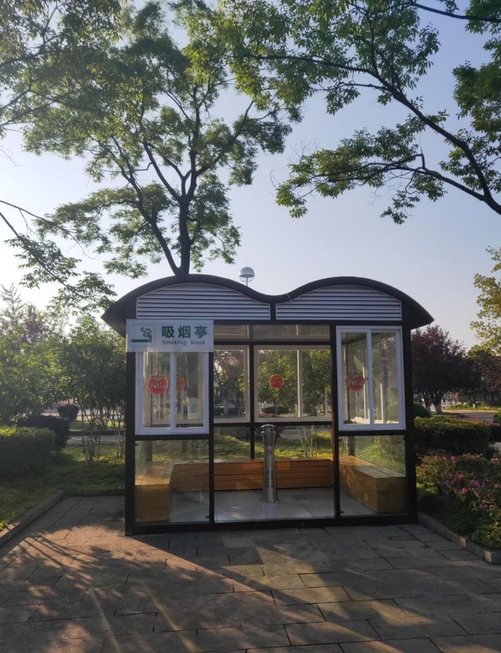 曲靖中心城区第一批文明吸烟场所已全面建成投入使用